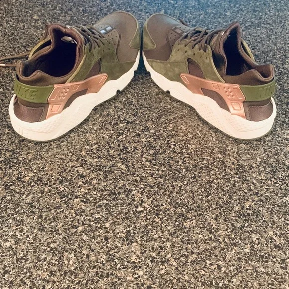 Nike Air Huarache! - Picture 3 of 8